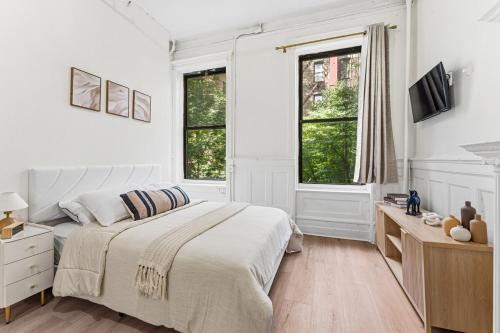 Washington Heights Apartment | Spacious Washington Heights Studio Near Transit