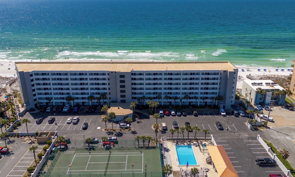 Fort Walton Beach Condo | Surf Dweller 412 by Alicia Hollis Rental FREE ADVENTURES $300/Day