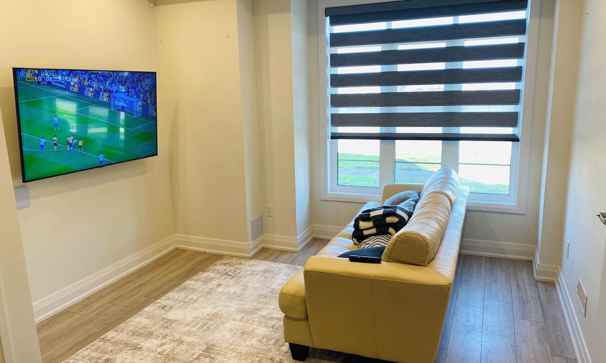 Oakville House | The Residence, your comfort is our culture