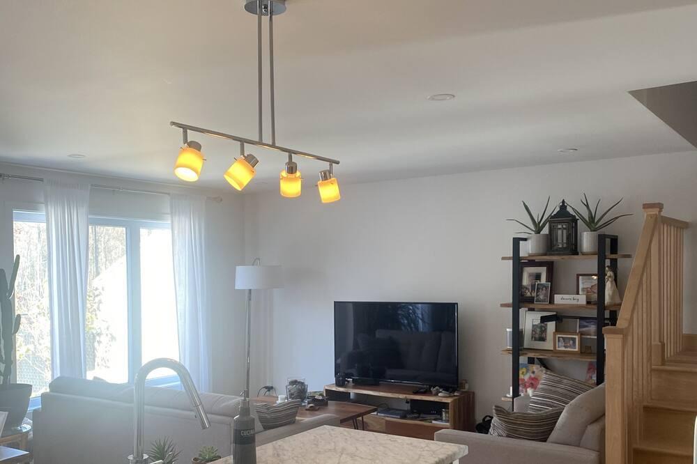 L'Ile-Perrot House | Townhouse in Ile Perrot