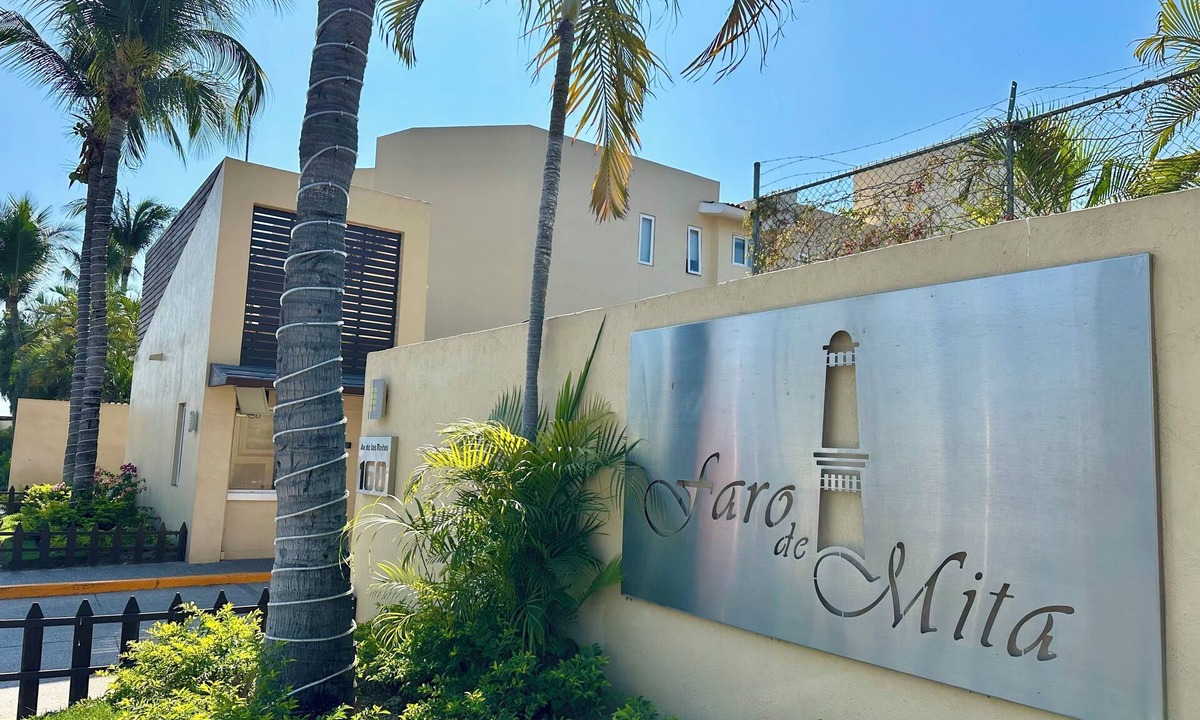 Emiliano Zapata Condo | Tropical Paradise