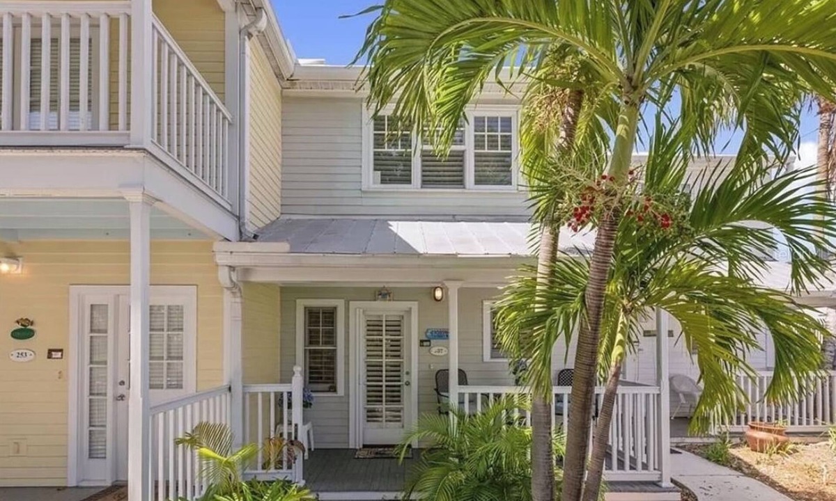 Bahama Village House | Truman Annex 2 bedroom 2.5 bath Townhouse- Newly renovated. Steps to pool