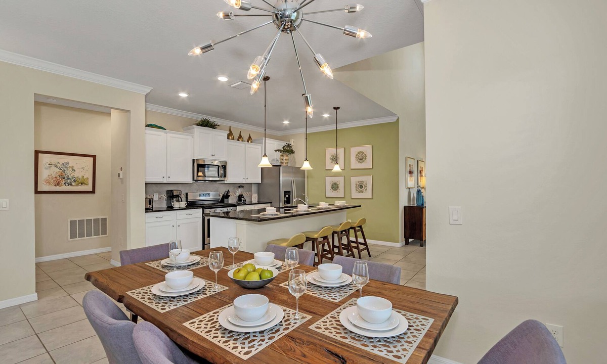 Loughman House | Villa! Private Pool & Game Room! Near Disney