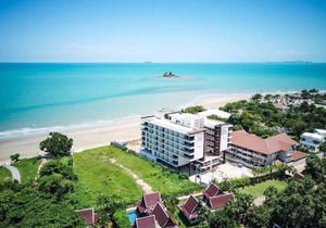 Beachfront Escape Studio E265 in Mae Pim