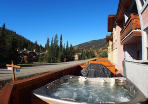 Multi level 3 bedroom condo with easy access to ski runs and view of Mt. Morrisey