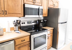 Ocean view townhouse with pools, tennis and so much more! SP 12230