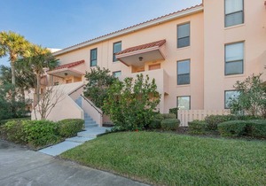 Ocean view townhouse with pools, tennis and so much more! SP 12230