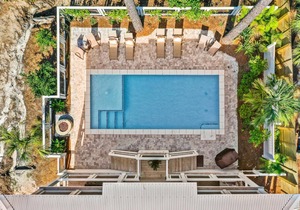 Pool | LSV | Firepit | Multiple Balconies