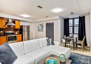 Spacious 1BD Apt in the heart of City