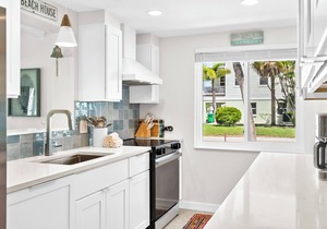While Away A · EV Charger · Fenced Pool · Renovated 2025 in Holmes Beach
