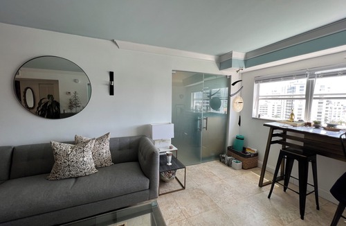 City Center Condo | 1.5 Blocks from the Beach 2BR/2BA Miami Beach Condo