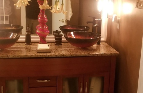 Grandview House | 1-bedroom in Grandview for a relaxing stay. Close to the stadiums for World Cup