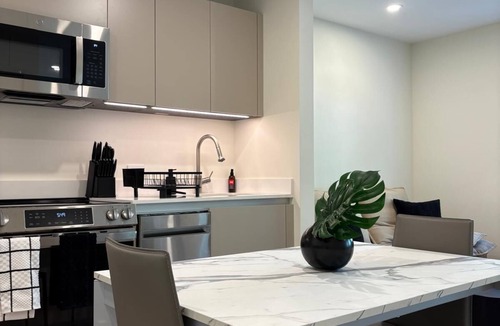 South of Fifth Apartment | 101 Wave Miami Beach