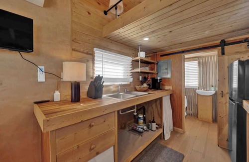 Canyon House | 10BR Sleep 28 PALO DURO CANYON Compound+Reunions