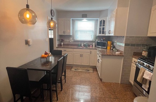 Alden Manor House | 1st floor 2 bedroom house with AC in Elmont NY walking distance to the UBS ARENA