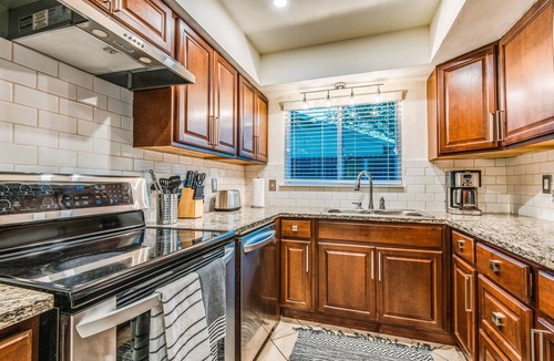 Plano House | 2BR/2BA + Office/Flex, Patio/Fireplace + Near Hwy75/Dwntn Plano & Parks