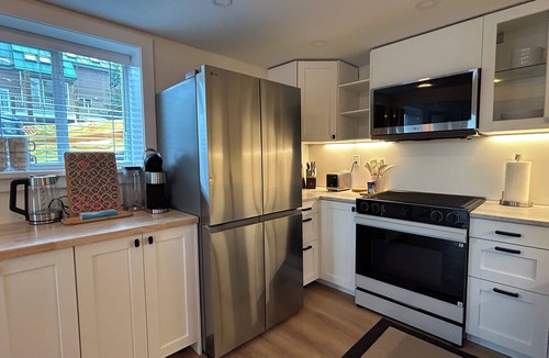 Port Edward House | 2BR Seaside Haven Retreat