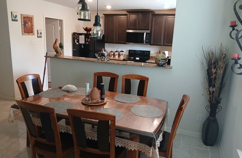 Medina Valley House | 3-bedroom house in delightful San Antonio with cool AC