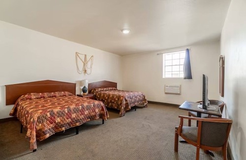 Brownsville Hotel | 3 Pet-Friendly Rooms Near Downtown Brownsville Attractions