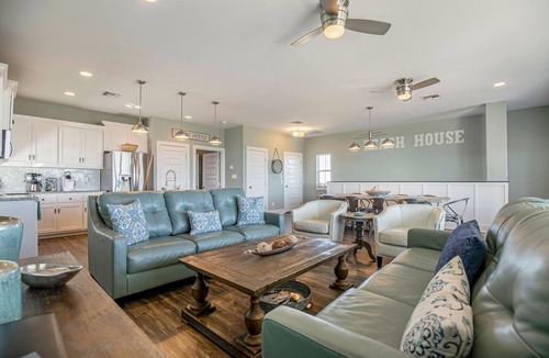 Bella Vista House | 3-Story, ALL en suite, Elevator, 2 Kings, Gulf/Beach Views, Hot Tub & Slingshot!