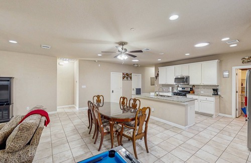 Scenic Oaks House | 3BR Home w, foosball! Close to Six Flags