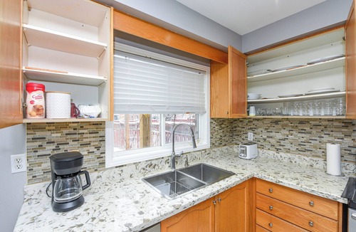 Meadowvale Village House | 4 Bedrooms 4 Baths Entire Cozy Home in Mississauga 10 Mins Toronto Airport