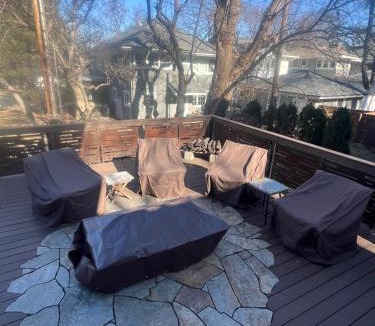 Kansas City House | 456 Fun in BKS