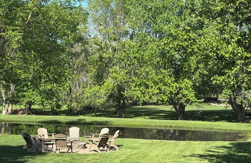 New Century House | 4bd/4ba Estate House on 2 acres/South Overland Park. 35 mins to World Cup Games!