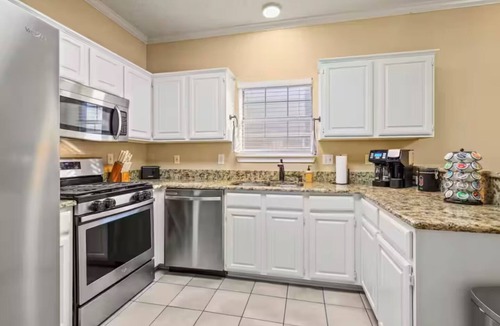 Frisco House | 4BR Frisco Retreat Near Universal Kids Resort & World Cup Venues + BBQ & Firepit