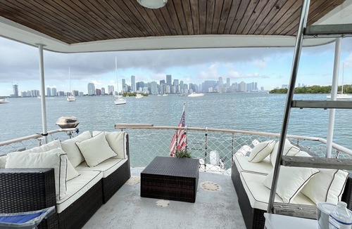 Key Biscayne Boat Rental | 50’ Bertram Luxury Yacht Ready for Fun with Family & Friends!