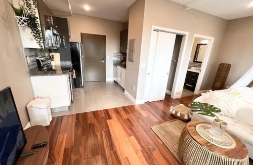 Logan Square Apartment | 503 Bohemian Romance Apartments in center city