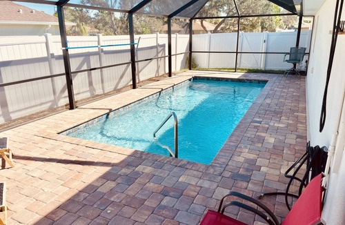 South Venice House | 🌴5BR Venice Oasis Private Pool Near Manasota & Caspersen Beaches Sleeps 11