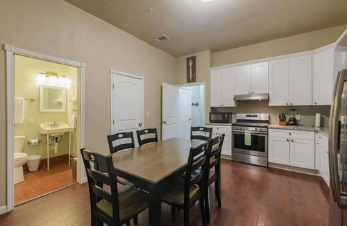 Five Points House | 7BR Sleeps 16+ | Perfect for Groups & Families