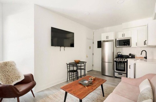 Lower East Side Apartment | A Gem in Lower East Side