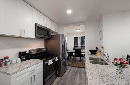 Southside House | A great place for short and medium stays, 5 minutes to Lackland Air Force Base.