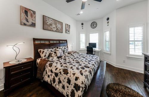 Lewisville Apartment | A Homely Getaway