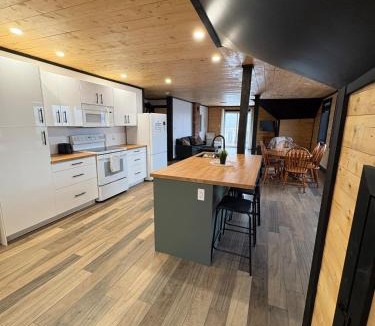 Montague Apartment | All About ME Loft