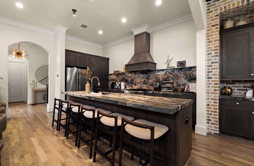 Neartown House | Alo Collection Pool Rooftop 4BR Downtown
