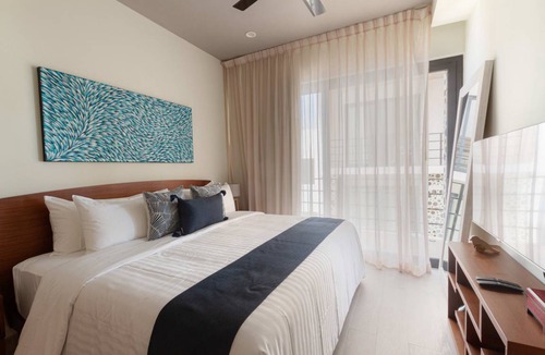 Zazil-ha Apartment | Amazing 2BR penthouse with private rooftop pool in #1 location 150m away from the beach