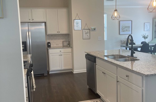 Flowery Branch House | Amazing very new home for monthly rent in historic, quant Flowery Branch, Ga.