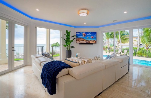 Marathon House | An Ocean Front Luxury Retreat for Your Dream Vacation in the FL Keys.