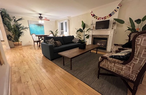 The Beaches House | At the Beach! Big & Beautiful 2Bedroom- Discounted Price for Unfurnished Rental