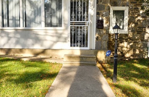Upper Darby House | August Promo! 4 BR House near UPENN and CHOP