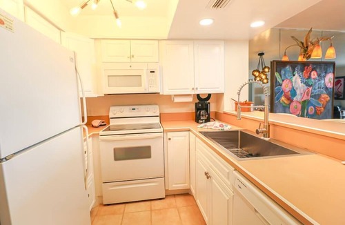 Butler Beach Condo | Barefoot 209 Double Balcony