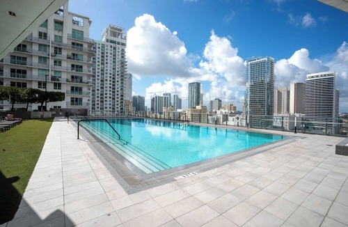 Downtown Miami Apartment | Bay View 2BR Condo - Walk to PortMiami, Bayside - Sleeps 6