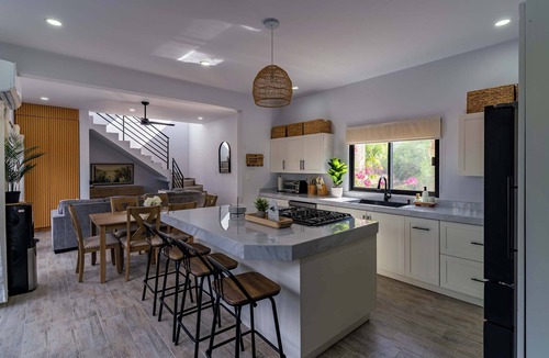El Centenario House | Bay View Home with Rooftop & Private Pool