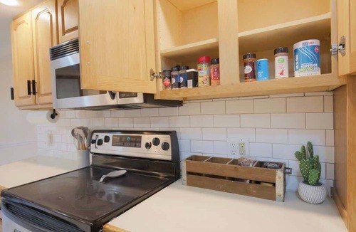 Raytown House | Beach Theme Cozy Family Fav/4bdrm2king sleeps 12