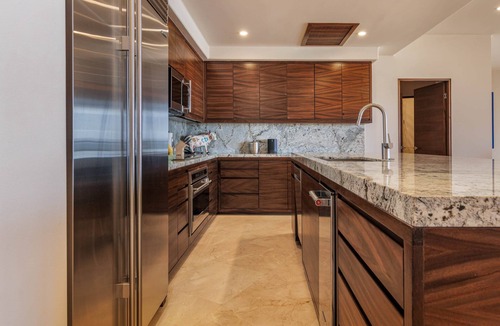 Cabo San Lucas Condo | Beachfront 2 Bedroom Luxury Condo in Exclusive Diamante Golf