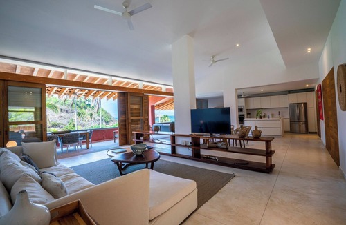 Costa Careyes Condo | Beachfront escape at El Careyes with Infinity Pool and Amenities (by vrmex.homes)