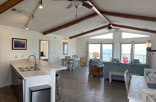 Treasure Beach Village House | Beachfront, Plantation, Pet Friendly
